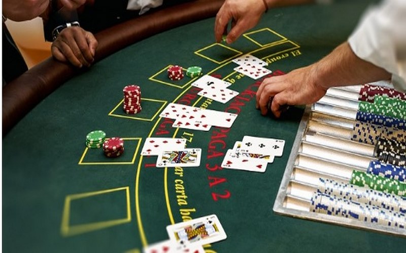 Tổng hợp thông tin về cách chơi bài Poker